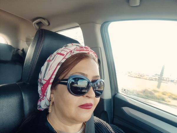 تصویر پروفایل نسترن