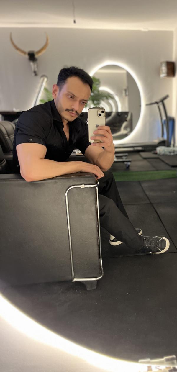 تصویر پروفایل امیر